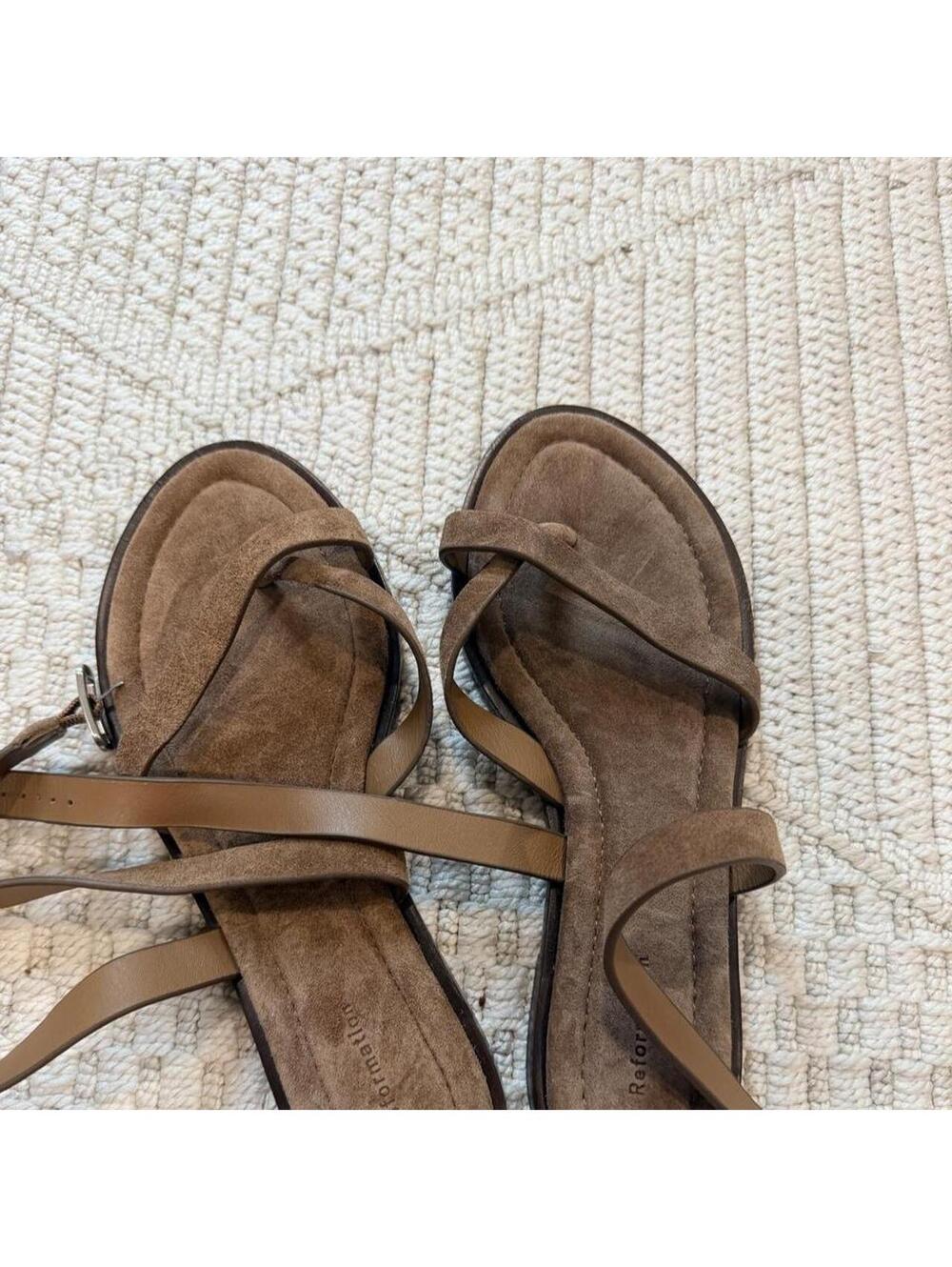 Reformation Jane Flat Sandal - Picture 4 of 6